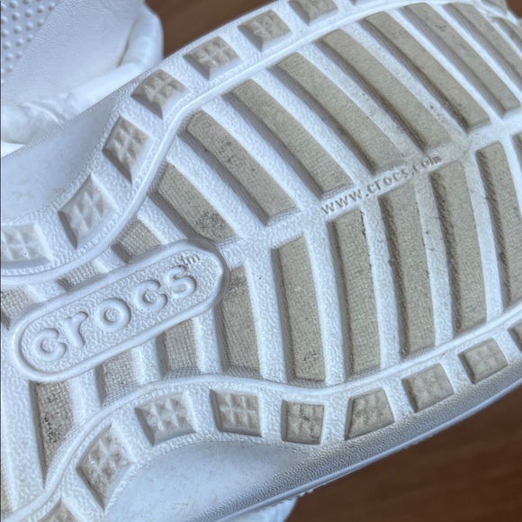 CROCS Womens White Fleece-Lined - Picture 14 of 14